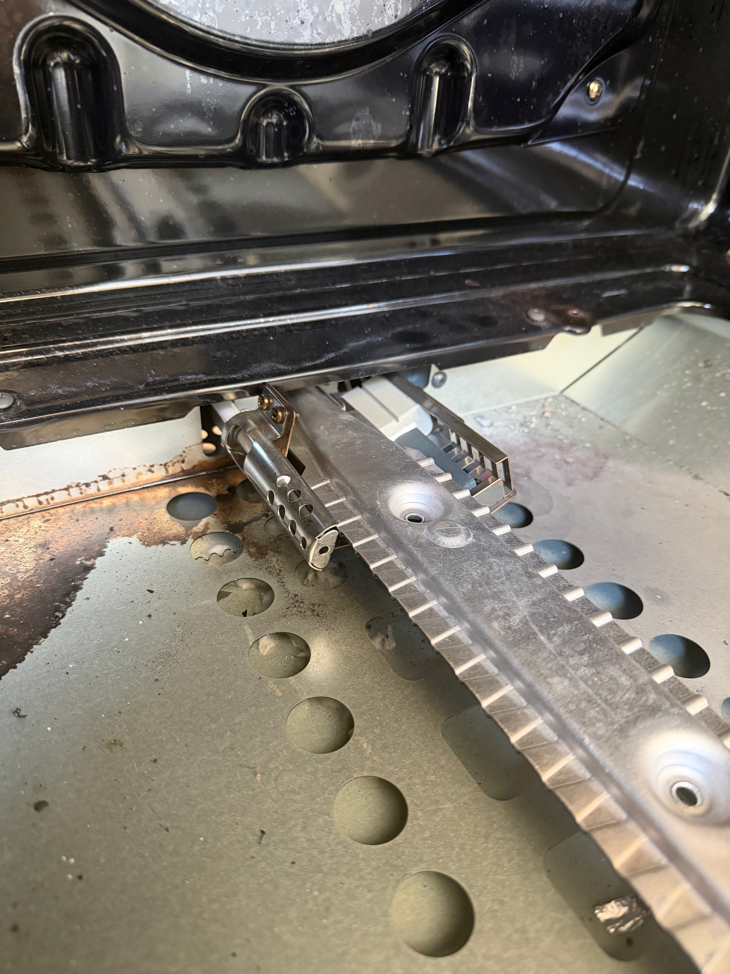 Empava EMPV-30GR06 gas range in the customer's Park Hill kitchen — oven not heating